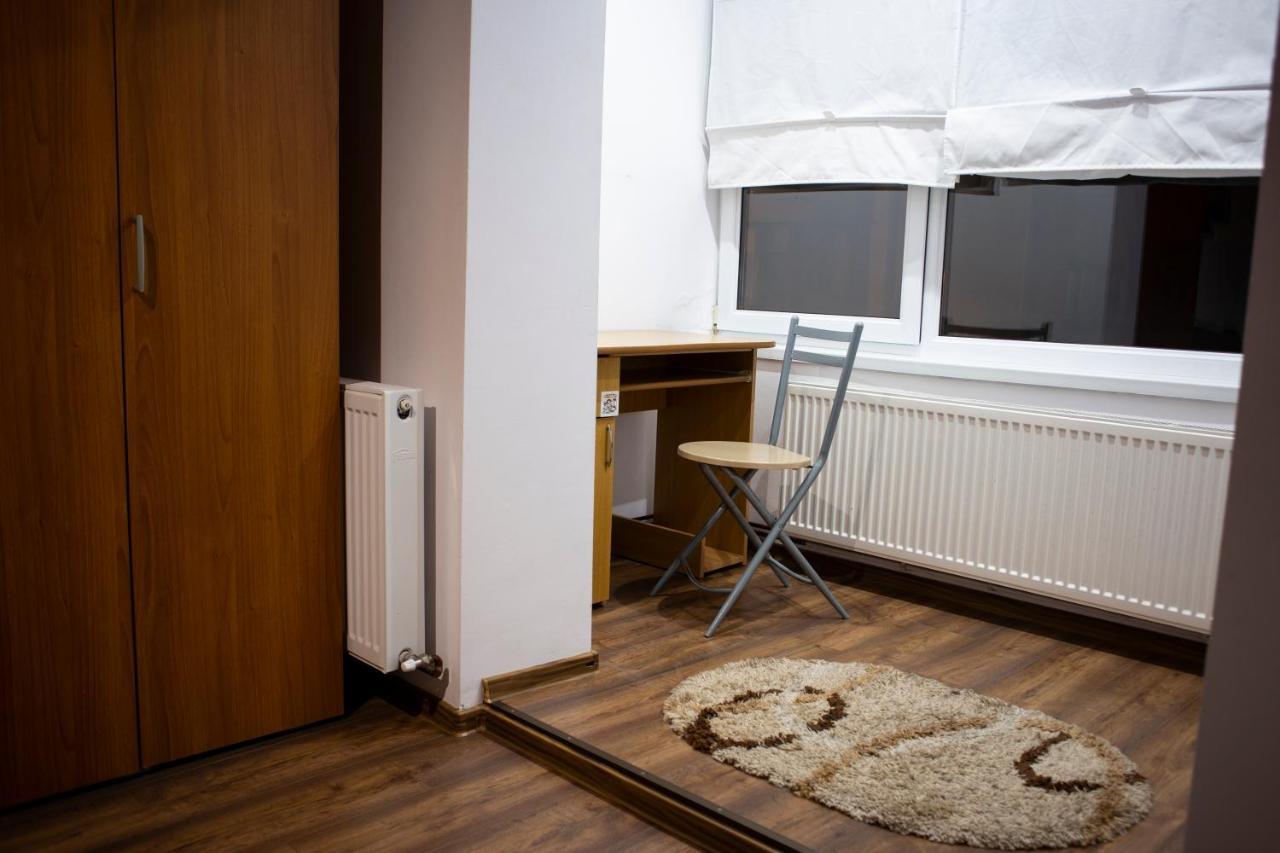 Escape To Comfort: Central Home Tudor Vladimirescu Iasi Ngoại thất bức ảnh