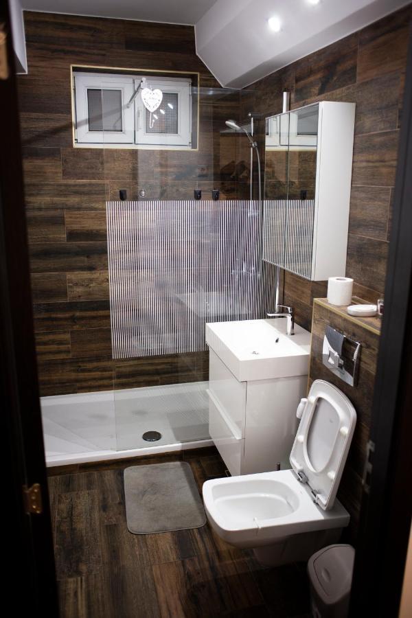 Escape To Comfort: Central Home Tudor Vladimirescu Iasi Ngoại thất bức ảnh